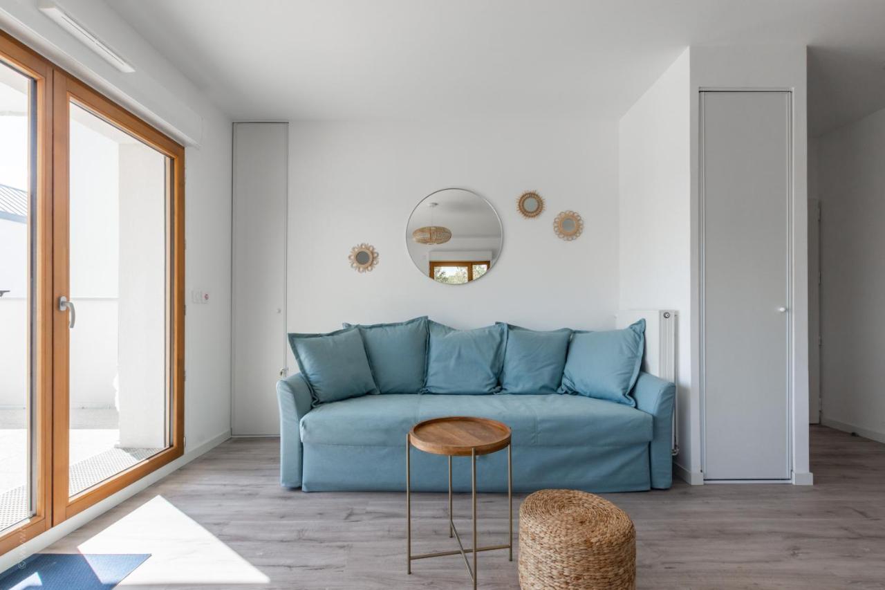 Chez Andre By Plaza Apartment